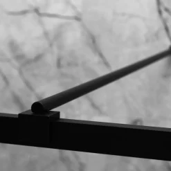 Duschvägg med svart spröjs | 6mm säkerhetsglas