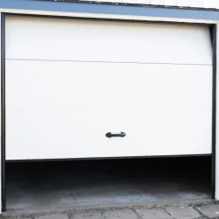 Garageport Takskjutport med fjärrstyrning | 2,4m bred
