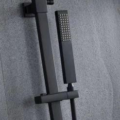 Komplett takduschset med handdusch i kantig design | Svart
