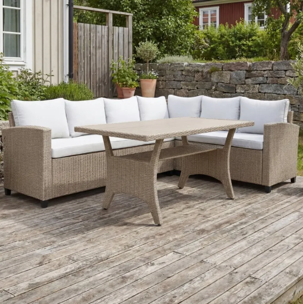 Loungegrupp hörnsoffa med bord beige modern utegrupp i konstrotting | Stenvik