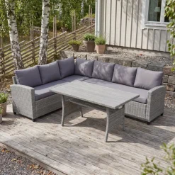 Loungegrupp hörnsoffa med bord grå  modern utegrupp i konstrotting | Stenvik