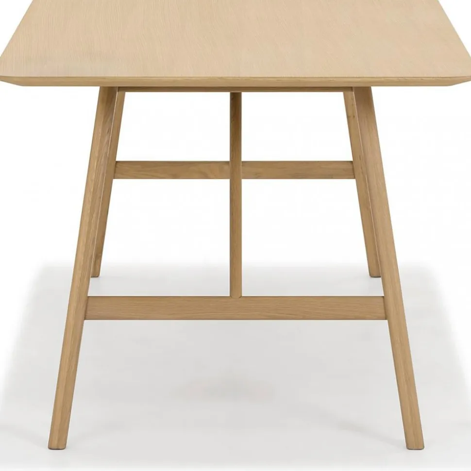 Matbord 140cm | Ek | Malmby