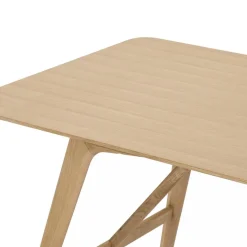 Matbord 140cm | Ek | Malmby