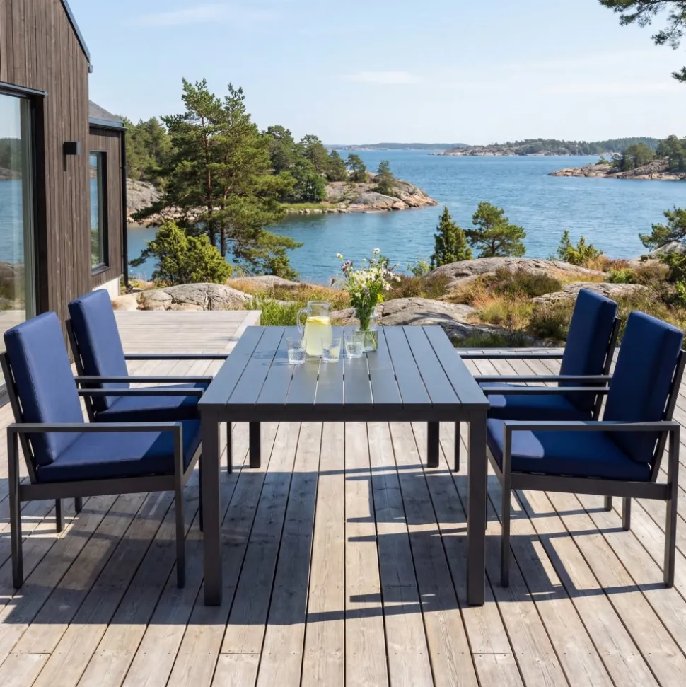 Matgrupp i aluminium | Svart | Bord & 4 stolar | Hamnviken