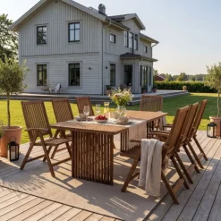 Matgrupp i eukalyptus trä | Stor utemöbel med 8 positionsstolar | Sandviken
