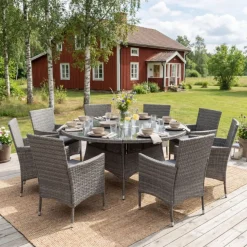 Matgrupp med 8 platser | Runt bord Ø170 cm & 8 stolar med dynor | Tylösand Grå