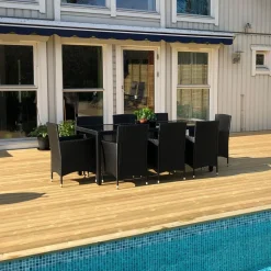 Matgrupp utemöbler med 8 stolar | Dynor ingår | Svart | Lyfco Lysekil