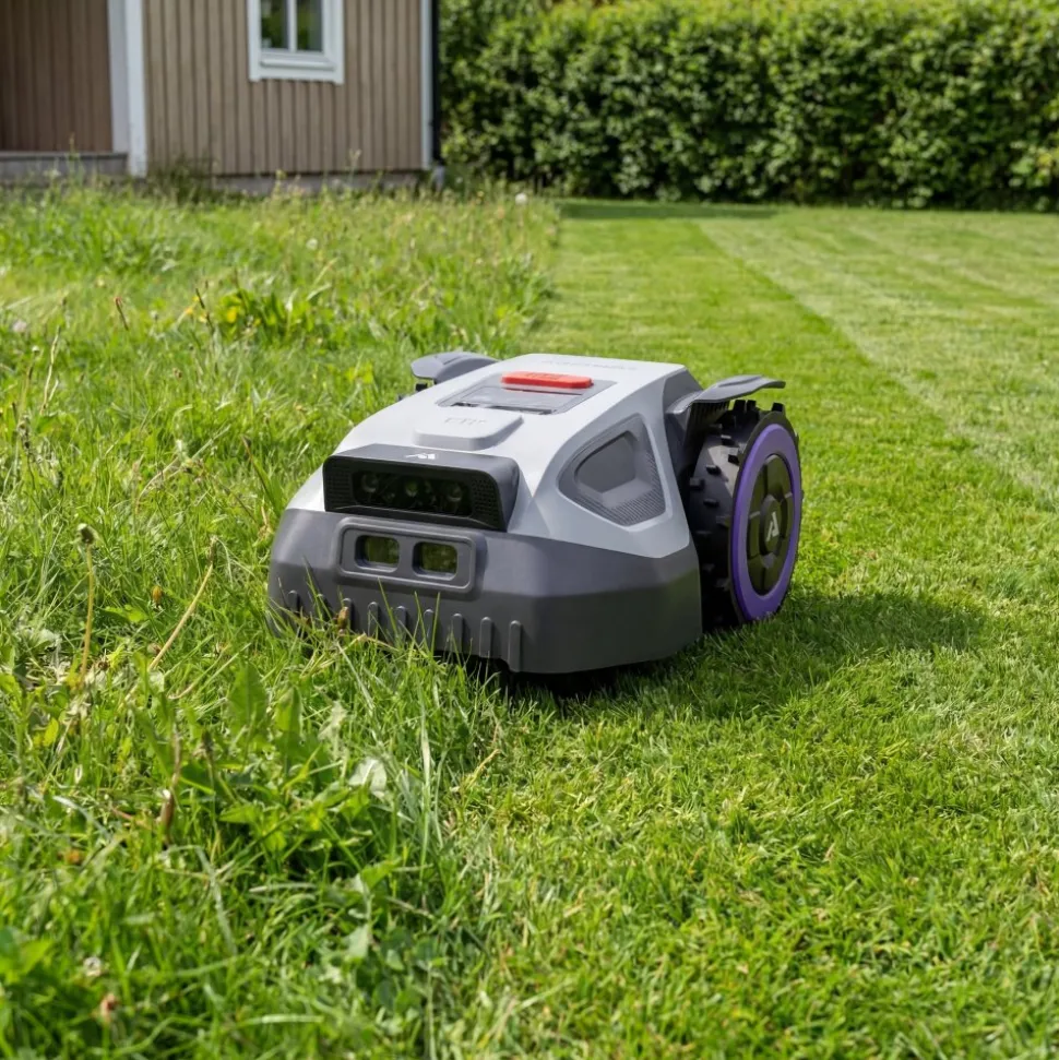 Robotgräsklippare utan begränsningskabel 500 m² | Centimeterprecision med RTK + AI Vision | ANTHBOT M5