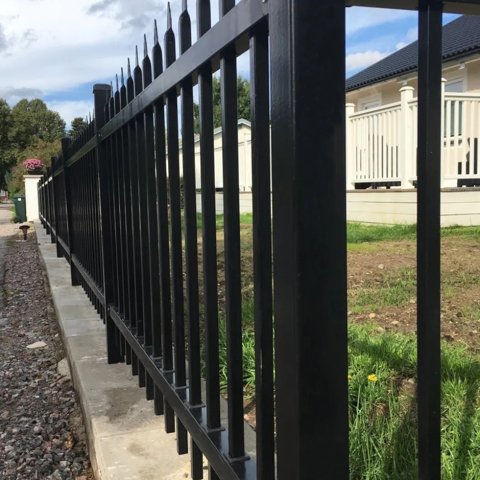Smidesstaket 150x225cm