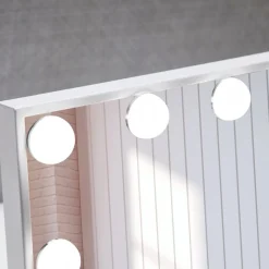 Sminkspegel på fot med LED-belysning | Pamela