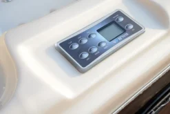 Swimspa Infinity | Simspa med massage & simjets | Balboa® styrsystem & Aristech® akryl