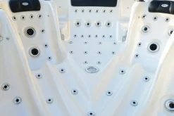 Swimspa Infinity | Simspa med massage & simjets | Balboa® styrsystem & Aristech® akryl