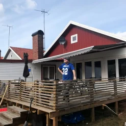 Terrassmarkis 3x2,5m | Elektrisk motor & fjärrkontroll | Metalcraft