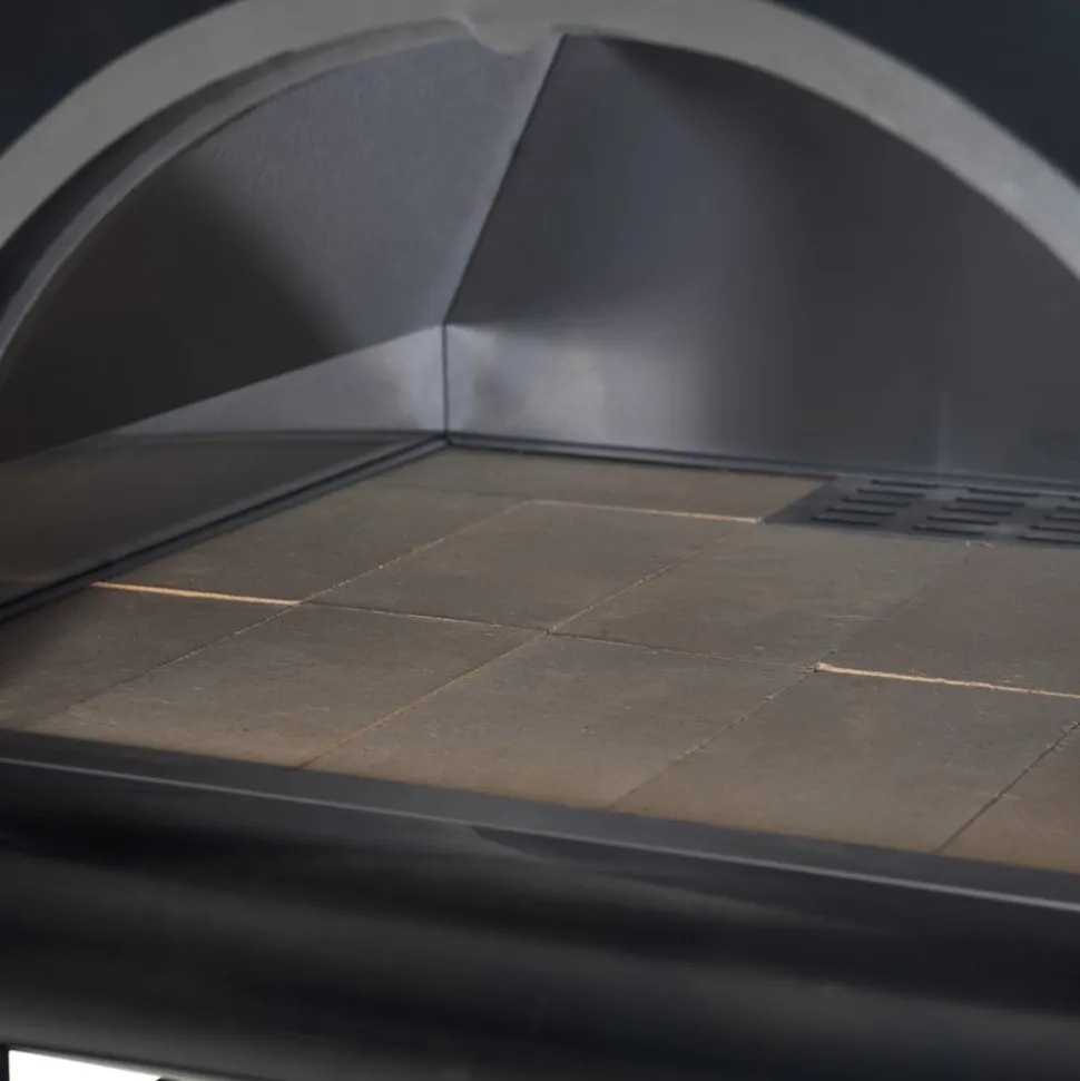 Vedeldad pizzaugn för hemmabruk | Milano Blackline