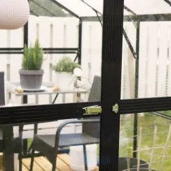 Växthus 6,4 m² | 4 mm säkerhetsglas | 5 års stormgaranti